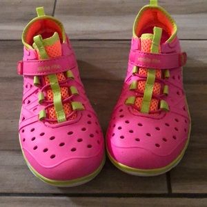 Stride ride amphibian water shoes. Size 13 pink
